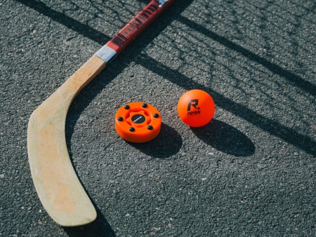 Тренировочная шайба для хоккея Powerslide оранжевая